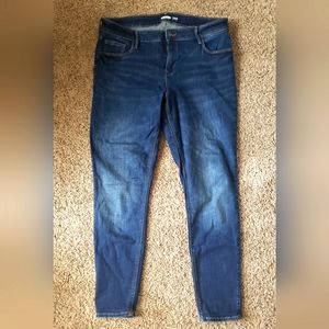 Old Navy Rockstar Super Skinny